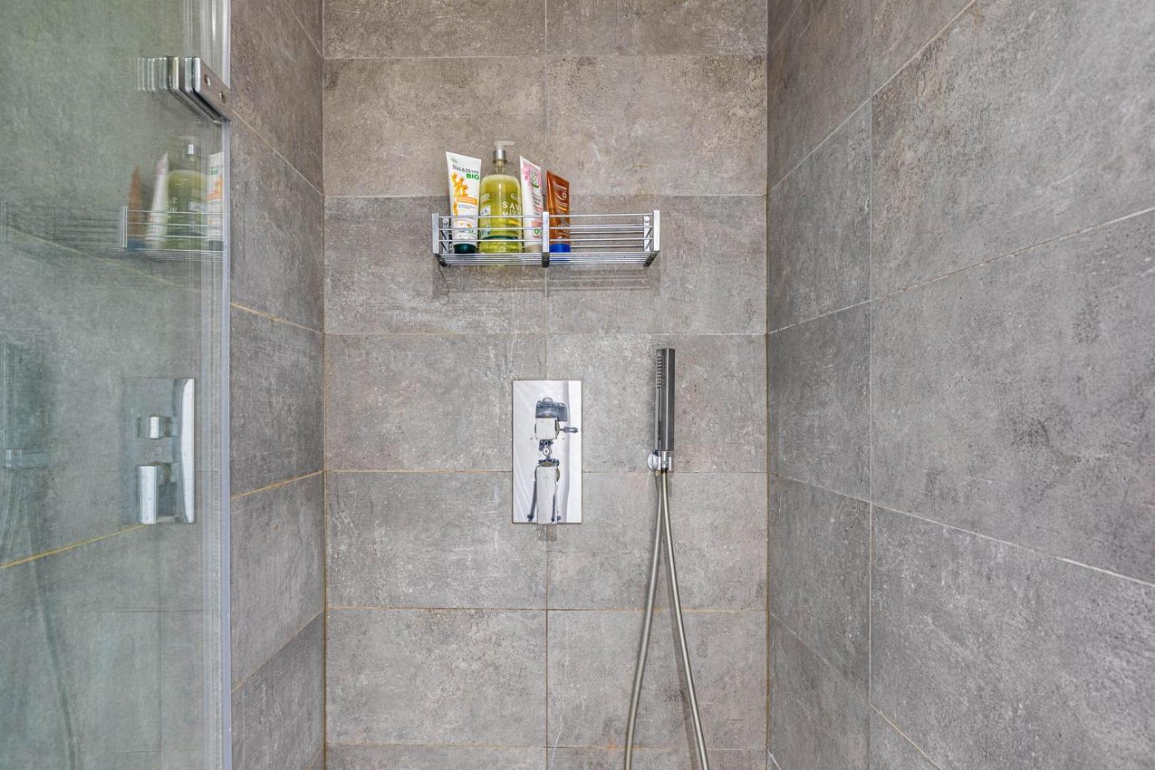 Guestready - Unique Avec Un Balcon Spacieux Appartement